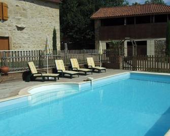 country holiday home - 4 rooms - 5/6 persons - Fons - Piscina