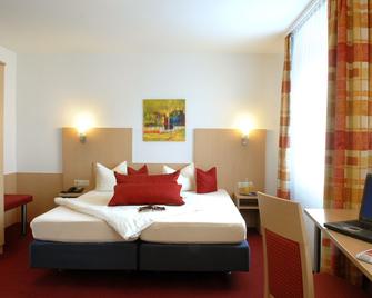 Hotel Bettina garni - Gunzburg - Slaapkamer