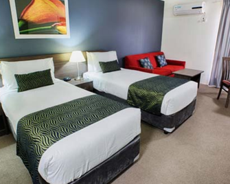 Hunts Hotel Liverpool - Liverpool - Bedroom