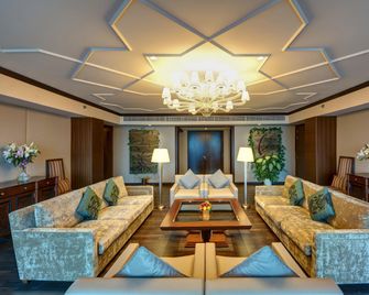 Crowne Plaza Duqm By IHG - Duqm - Lounge