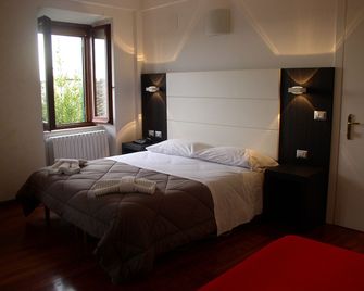 Primavera Mini Hotel - פרוג'ה - חדר שינה