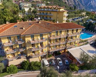Hotel Florida - Limone sul Garda - Gebouw