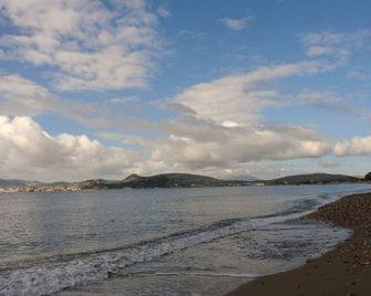 Alisea Resort - Kimolos - Пляж