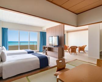 En Resort Kumejima Eef Beach Hotel - Kumejima - Bedroom