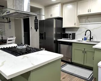 Beautiful. Comfortable. Clean. - Lemoore - Kuchyň