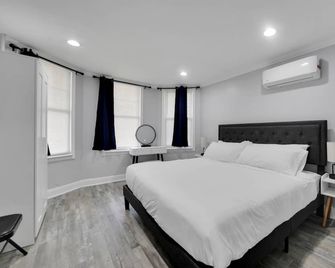Free Parking New! King Beds Near Ewr & Nyc - Bayonne - Bedroom