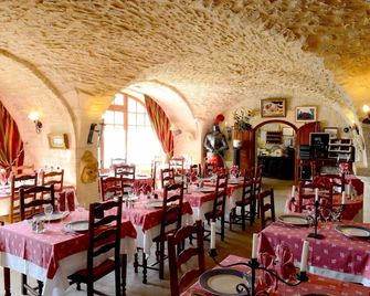 Hostellerie St-Martin Logis - Crepon - Restaurant