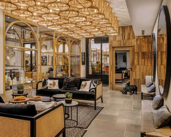 Maisons du Monde Hôtel & Suites - Marseille Vieux Port - Marsella - Sala de estar