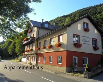 Gasthof & Appartementhaus Meyer - Annaberg - Gebäude