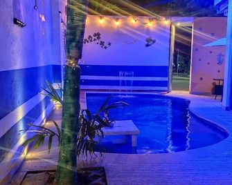 Cancún Hotel Boutique & Hostel - Cancún - Pool