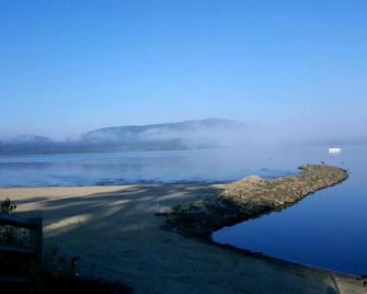 Charming Camping Cabin Rental with Kitchen near Lake George, New York - Schroon Lake