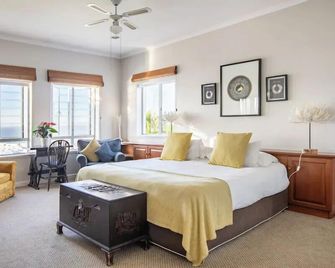 The Grosvenor Guest House & Self Catering - Simon's Town - Bedroom