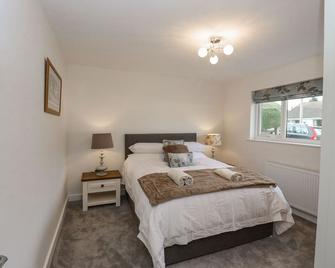 Woodview, With Open Fire In Pooley Bridge - Pooley Bridge - Bedroom