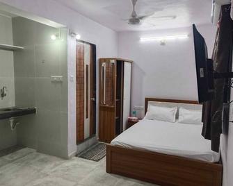 Hotel Parcham - Jamnagar - Schlafzimmer