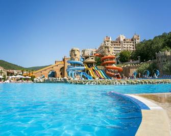 Royal Bay Spa Hotel - Elenite - Pool