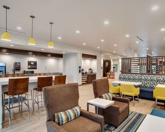 MainStay Suites Carlisle - Harrisburg - Carlisle - Бар