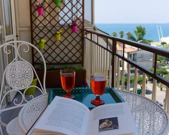 Neverending Sea Luxury Apartment in Salerno Center - Salerno - Balcony