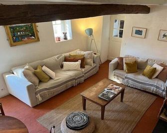 Farmhouse, with large pvt pool in Provence - Draguignan - Wohnzimmer