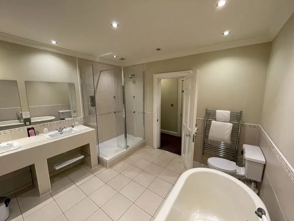 The Commercial Bar & Hotel - Chester