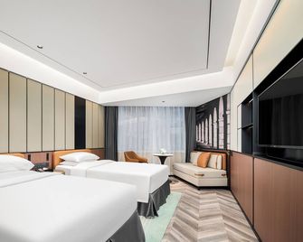 Emperor Hotel - Macau - Bedroom