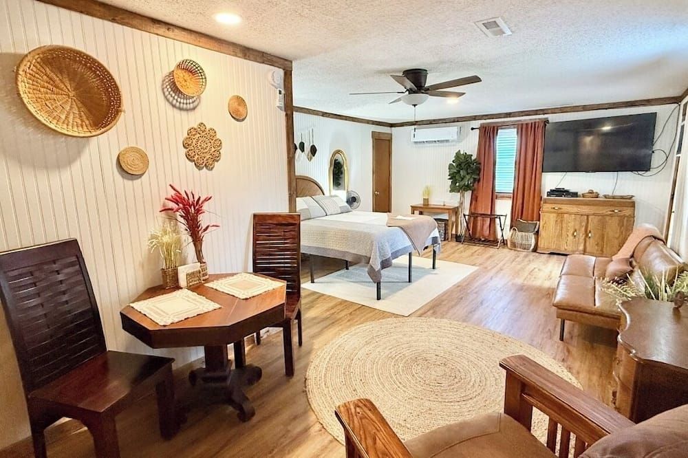 Cozy 1-bedroom apartment with AC, WiFi in enjoyable Harrison - Harrison - Bedroom