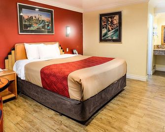 Aqua Venture Inn - Long Beach