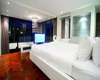 Kamala Resort And Spa - Kamala - Bedroom