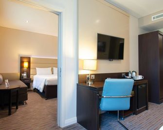 Premier Inn Doha Airport - Doha - Habitación