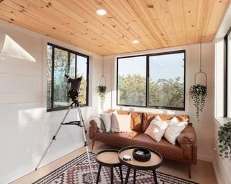 Charming Lookout Retreat – Perfect Tiny Home w/ Scenic Vistas - Ranger