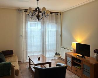 Remoña 2 - Espinama - Living room