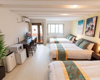 Luana Nakano - טוקיו - חדר שינה