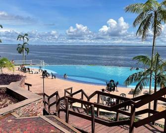 Flat de Luxo no Tropical - Vista Para Rio - Manaos - Piscina
