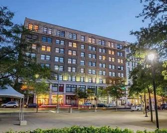 Downtown Cleveland Loft Near Csu, Playhouse, Arena - Cleveland - Building