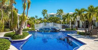 Royal West Indies Resort - Providenciales - Piscina