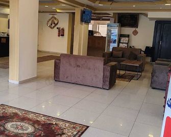 Al Eairy commercial group co ltd Dammam 3 - Dammam - Lobby