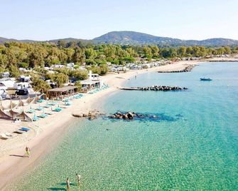 Studio for 2 people with a view of the marina in Cogolin - Cogolin - Plage