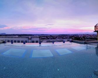 1969 Dkelly Hotel - Ipoh - Pileta