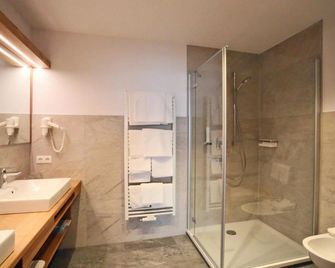 Alpenhotel Ratsberg 1650m - Dobbiaco/Toblach