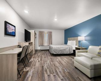Woodspring Suites Dearborn - Detroit - Dearborn - Schlafzimmer