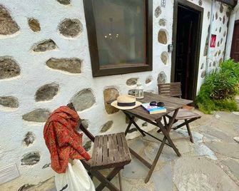 Casa El Patio - 1br Apartment with shared patio and mountain views - Las Hayas - Patio