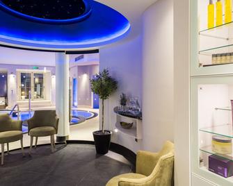 Old Swan - Witney - Lobby