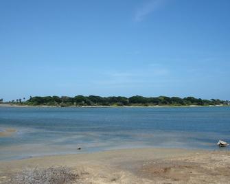 Explorer by Eco Team - Kumana National Park - Bagure - Playa