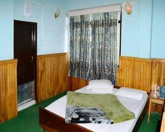 Hotel Parodzong - Pelling - Bedroom