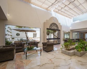Crisol Jardines de Córdoba - Córdoba - Lobby