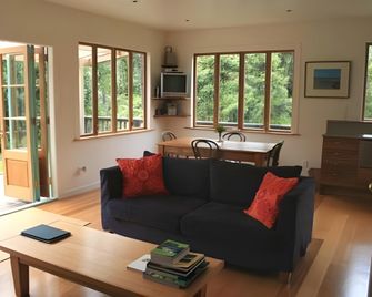 Driving Creek Villas - Coromandel - Salon