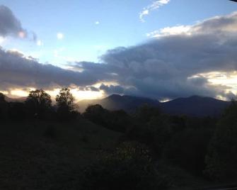 Keswick Apartment, Former Railway House, Beautiful Views, Private Parking - Keswick - Außenansicht
