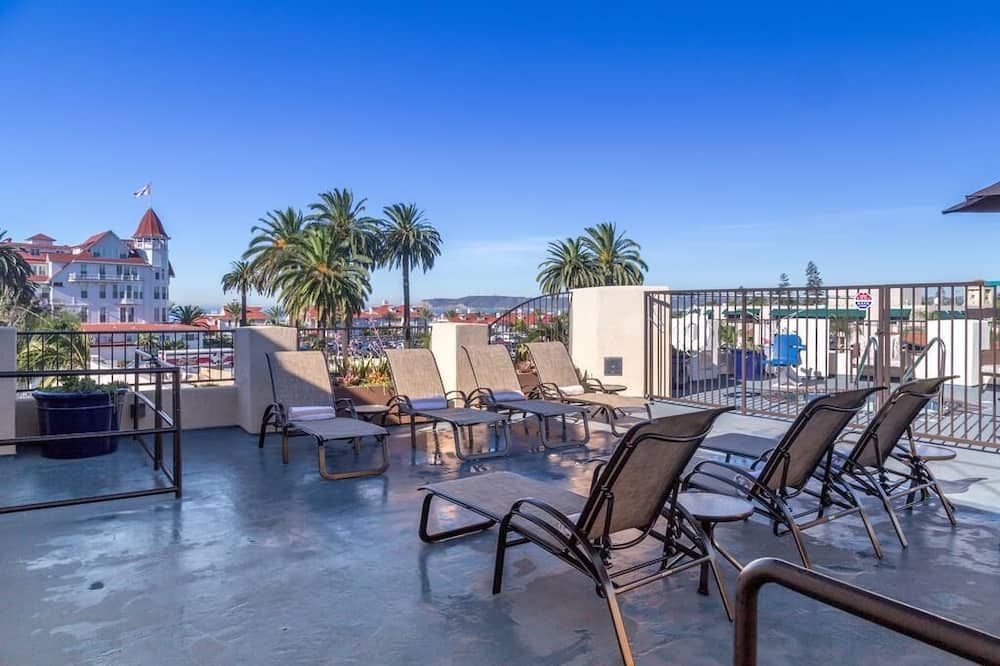 Indulge in Paradise at Coronado Beach Resort : Min 7 day -Sunday to Sunday - Coronado - Balcony