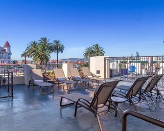 Indulge in Paradise at Coronado Beach Resort : Min 7 day -Sunday to Sunday - Coronado - Balcony
