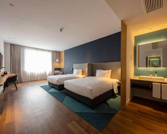 Holiday Inn Express Shanghai Jiading New City By IHG - Shanghai - Bedroom