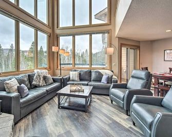 Ski-In, Ski-Out Townhome w/Lutsen Mtn Views! - Lutsen - Huiskamer